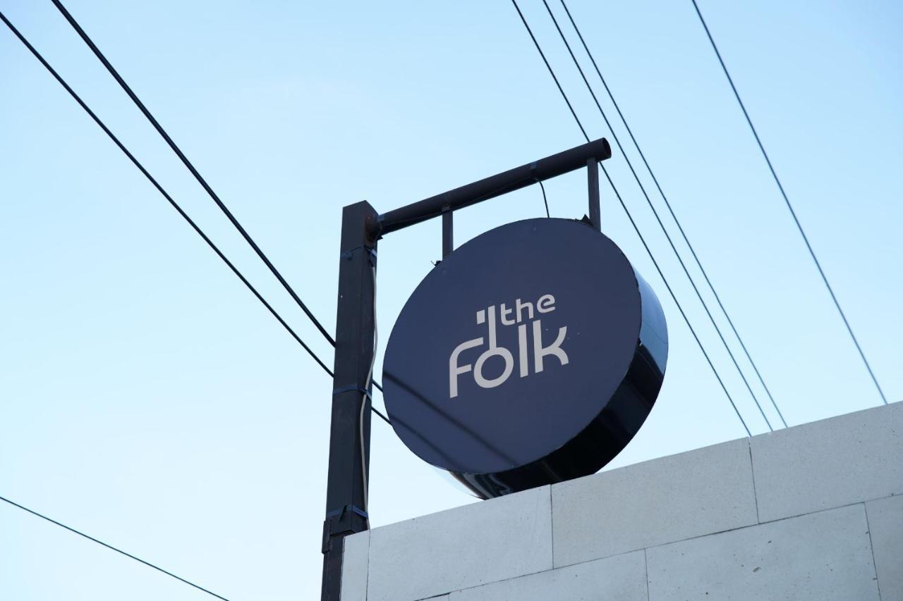 The Folk Hotel Kejayan Exterior foto